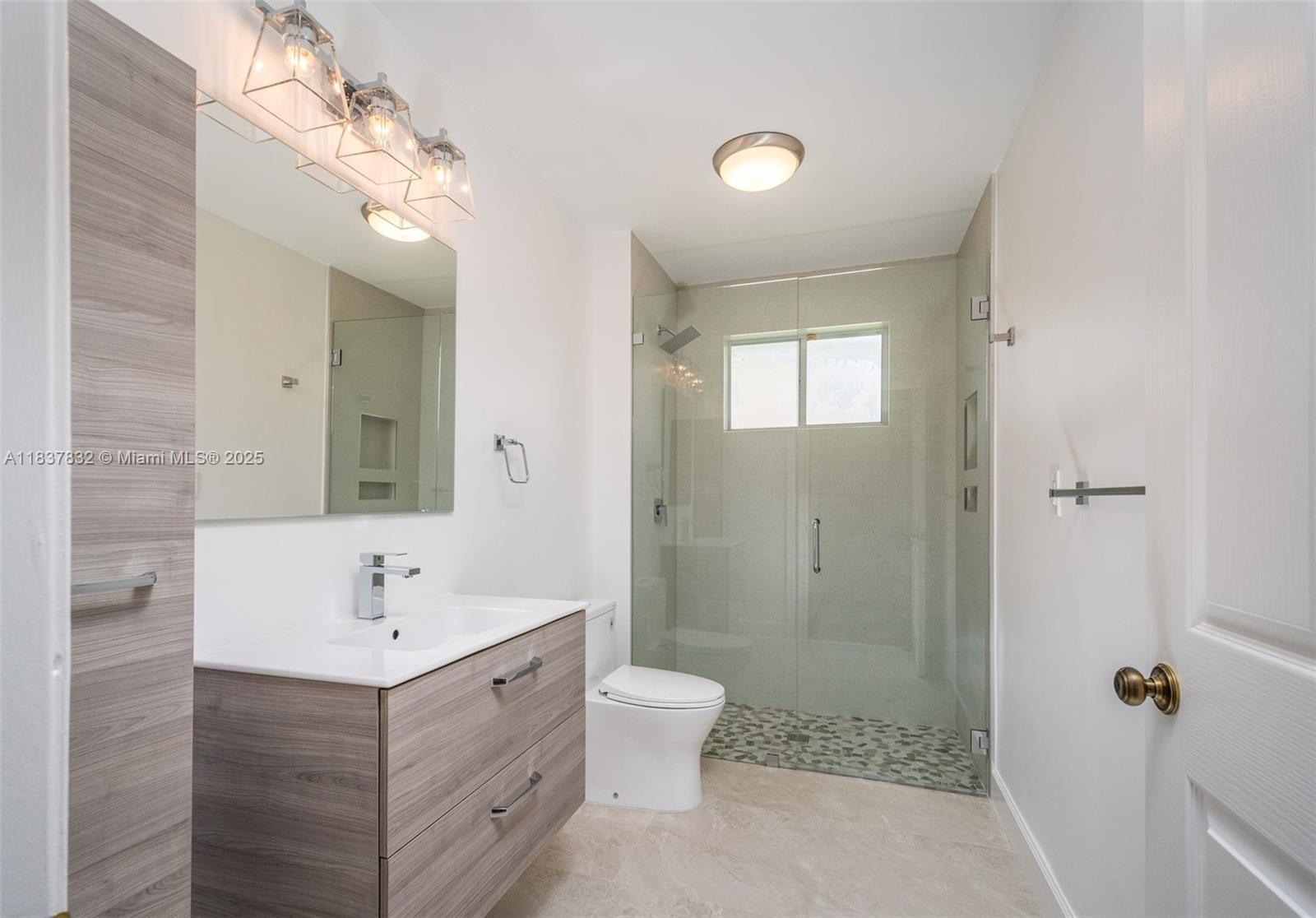 2664 Edgewater Dr, Weston, Florida image 25