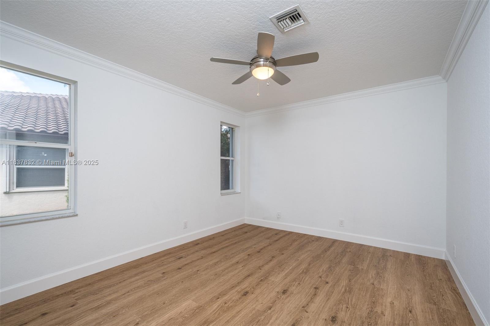 2664 Edgewater Dr, Weston, Florida image 26