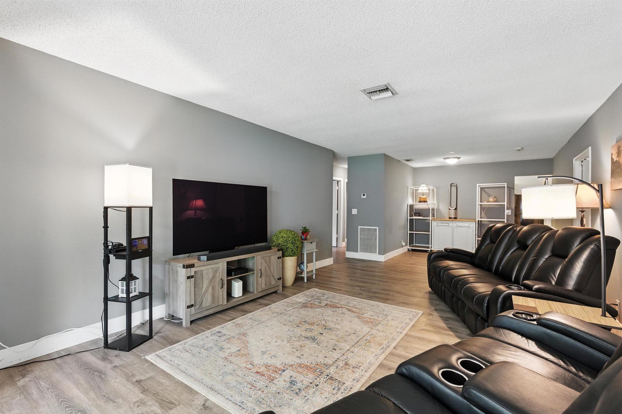 Homes for sale in Boynton Beach, FL | 1902 Palmland Dr #3, Boynton Beach, FL 33436 | MLS# R11106629