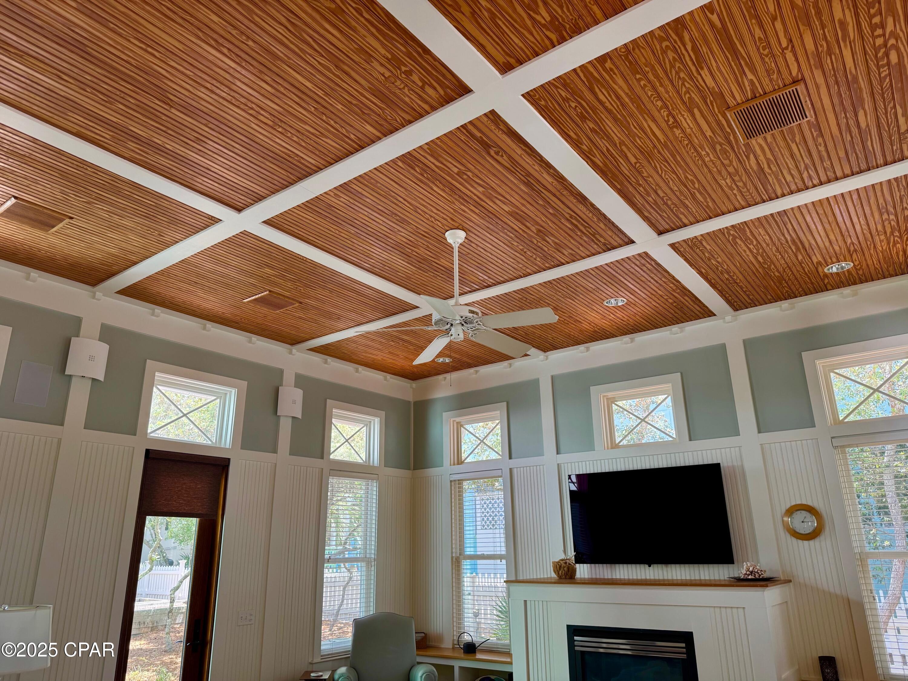 Image 12 For 209 Dunecrest Lane
