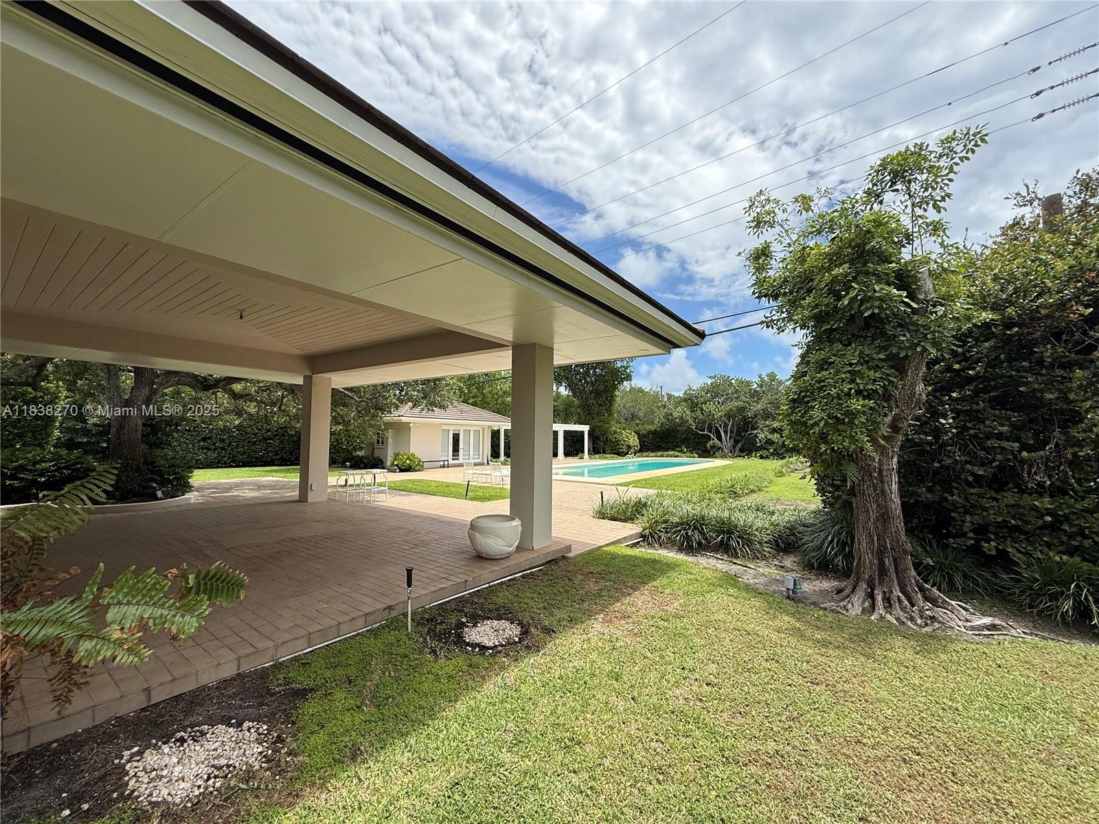 11055 Paradela St, Coral Gables, Florida image 11