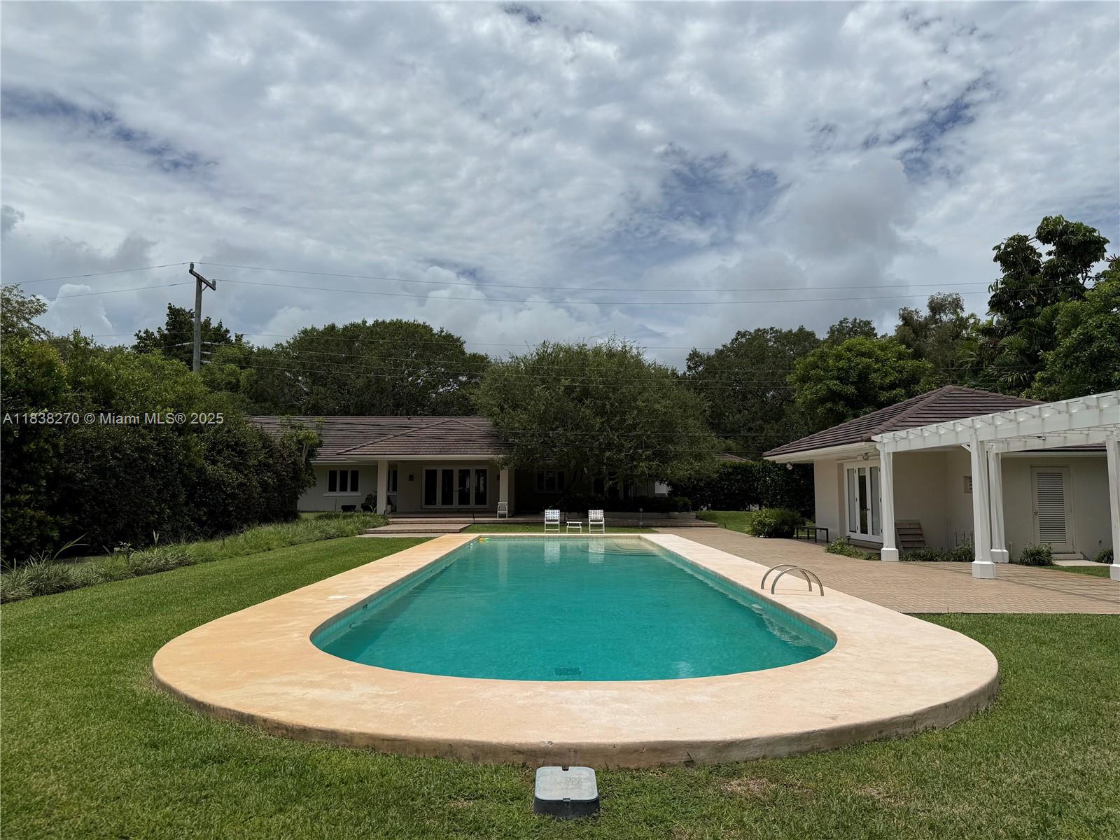 11055 Paradela St, Coral Gables, Florida image 13