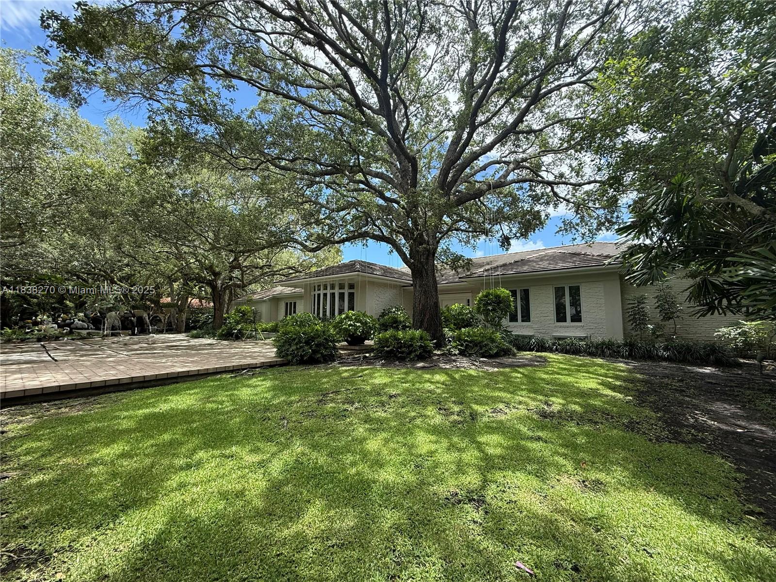 11055 Paradela St, Coral Gables, Florida image 3