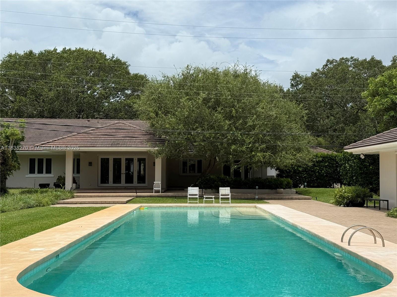 11055 Paradela St, Coral Gables, Florida image 6