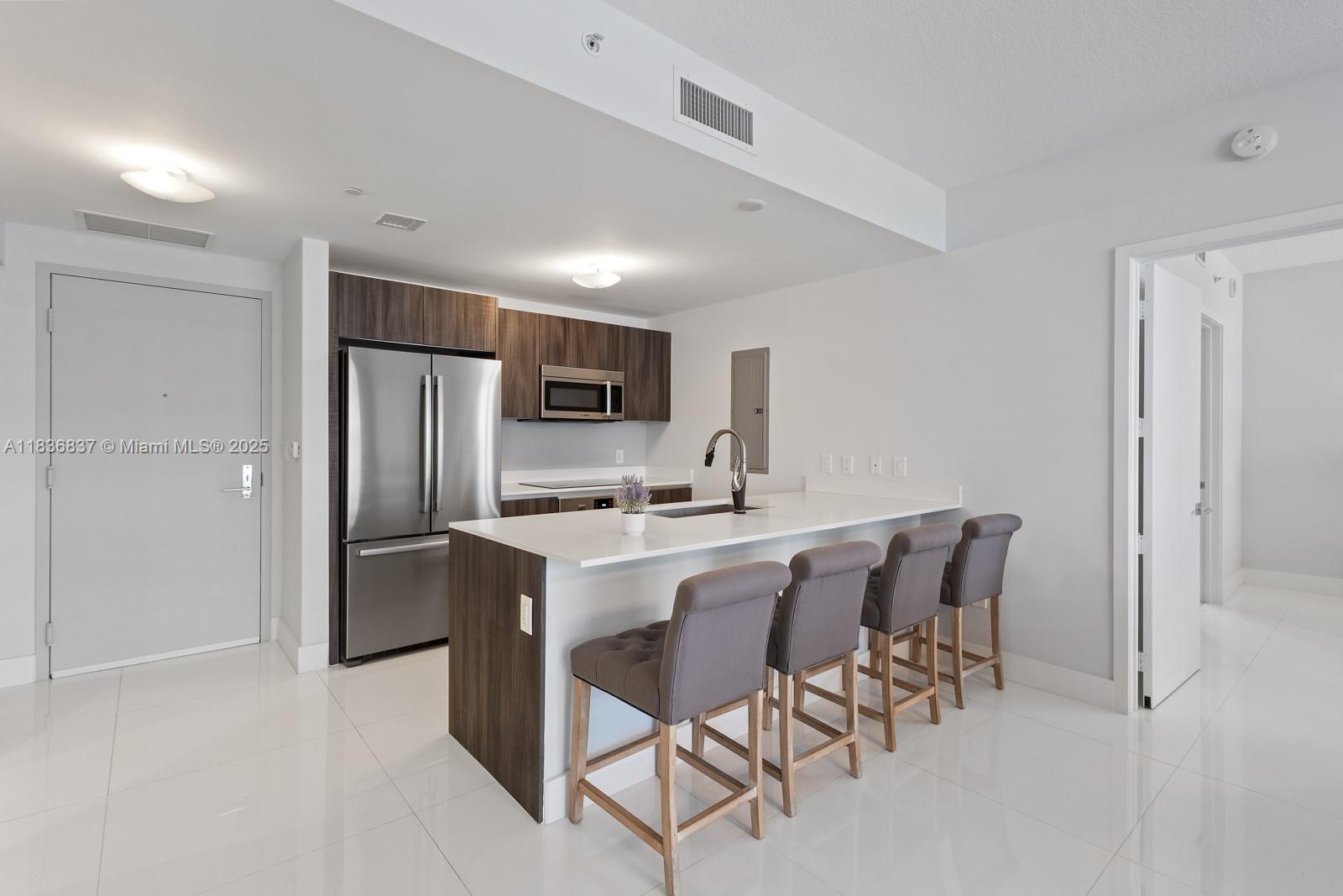 Apartamento à Venda em Miami, FL