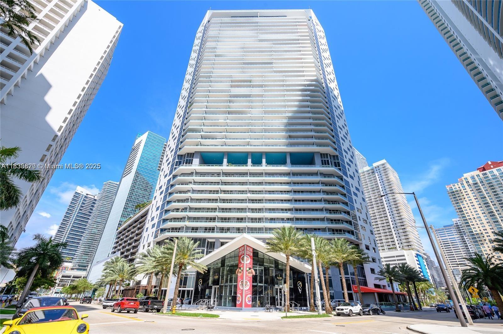 1300 Brickell Bay Dr #2813, Miami FL 33131