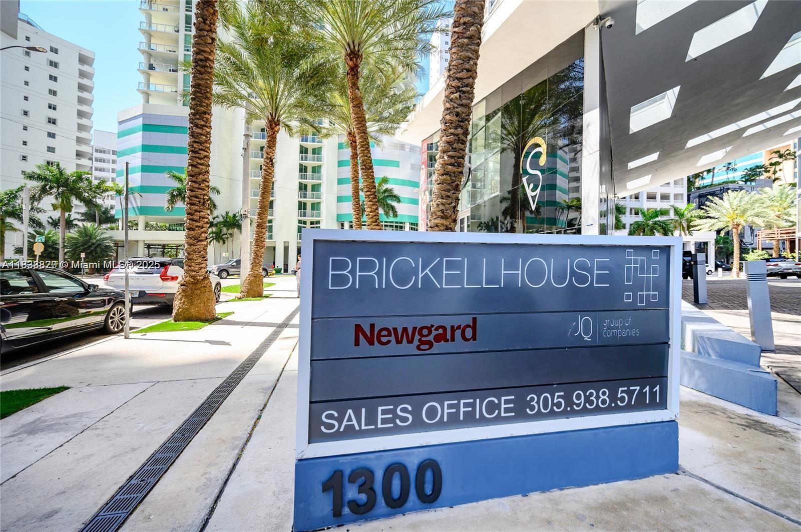1300 Brickell Bay Dr #2813, Miami FL 33131