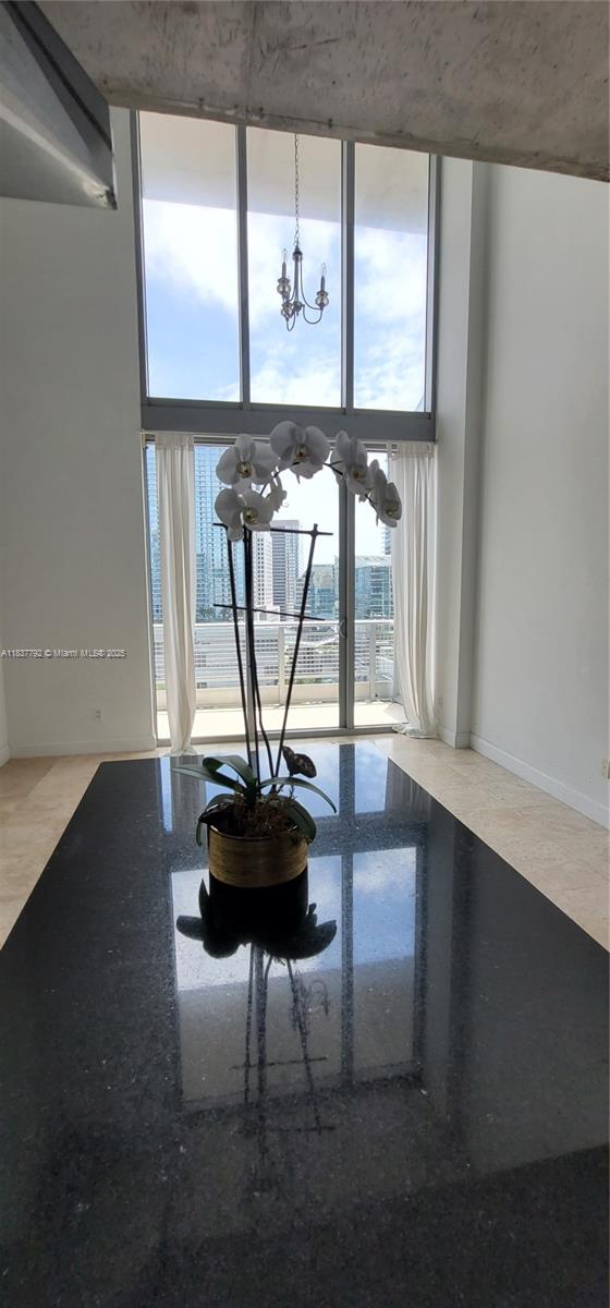 690 SW 1st Ct #2122, Miami FL 33130