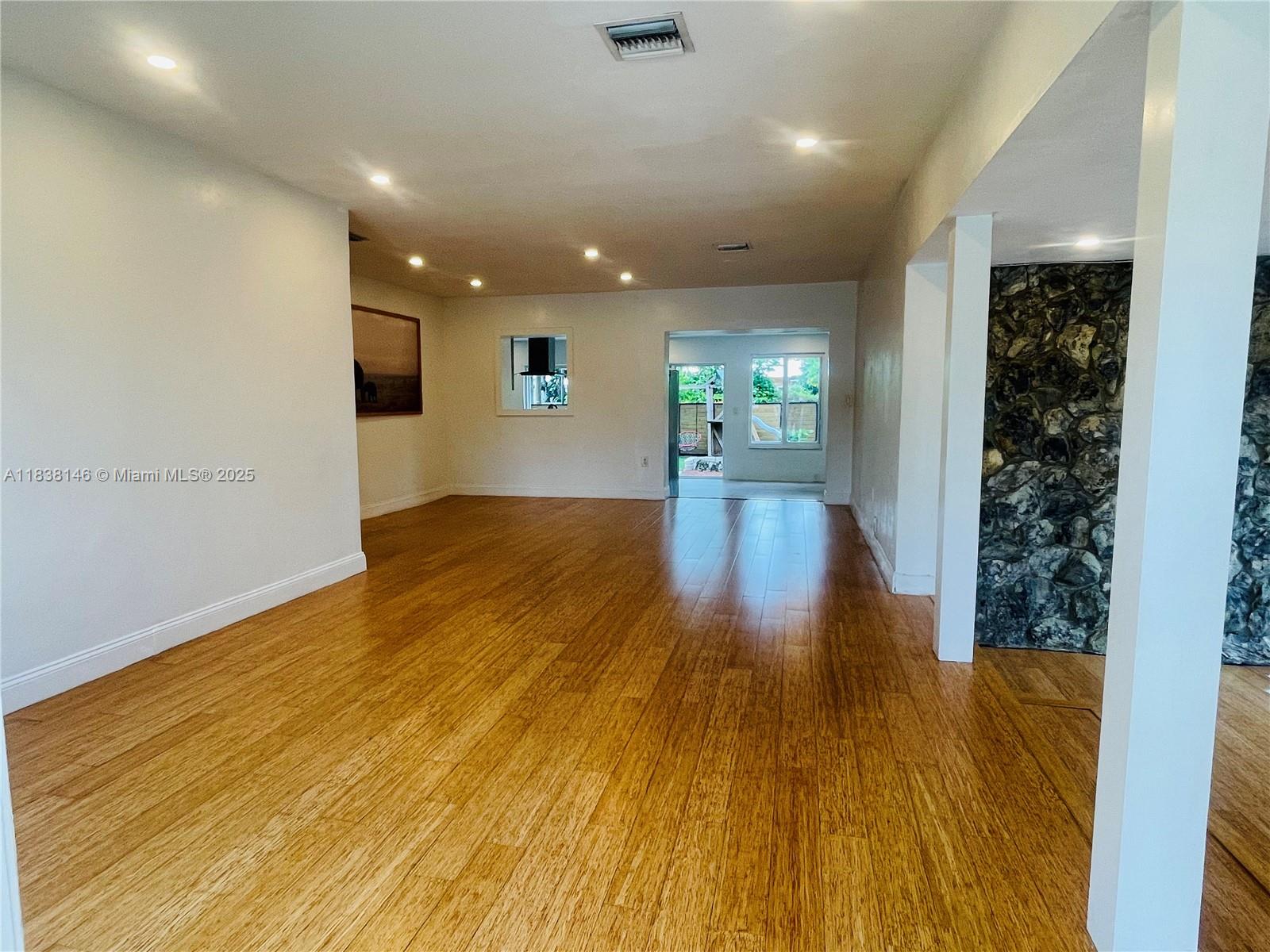 1930 NE 178th St, North Miami Beach, Florida image 12