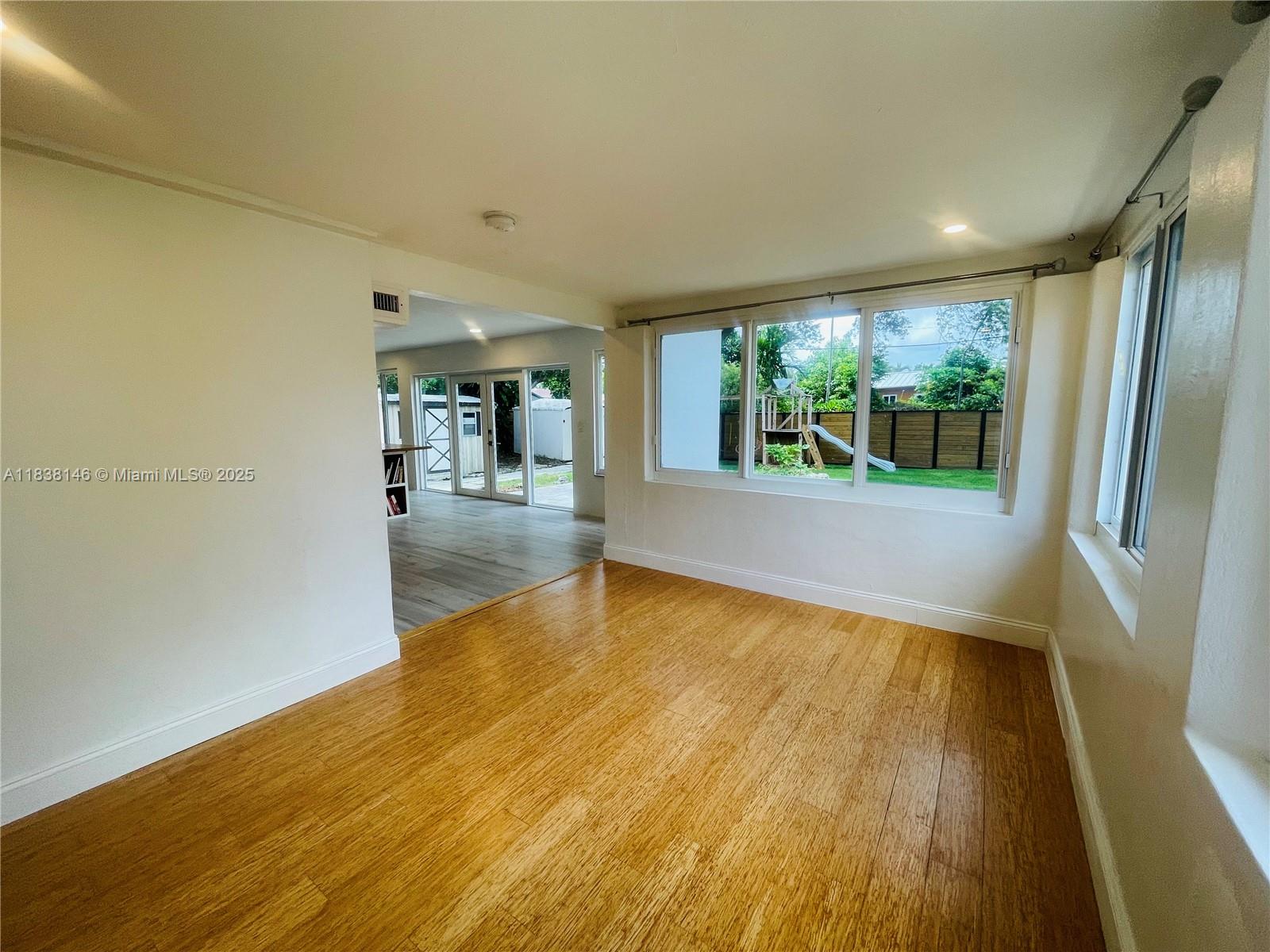 1930 NE 178th St, North Miami Beach, Florida image 23