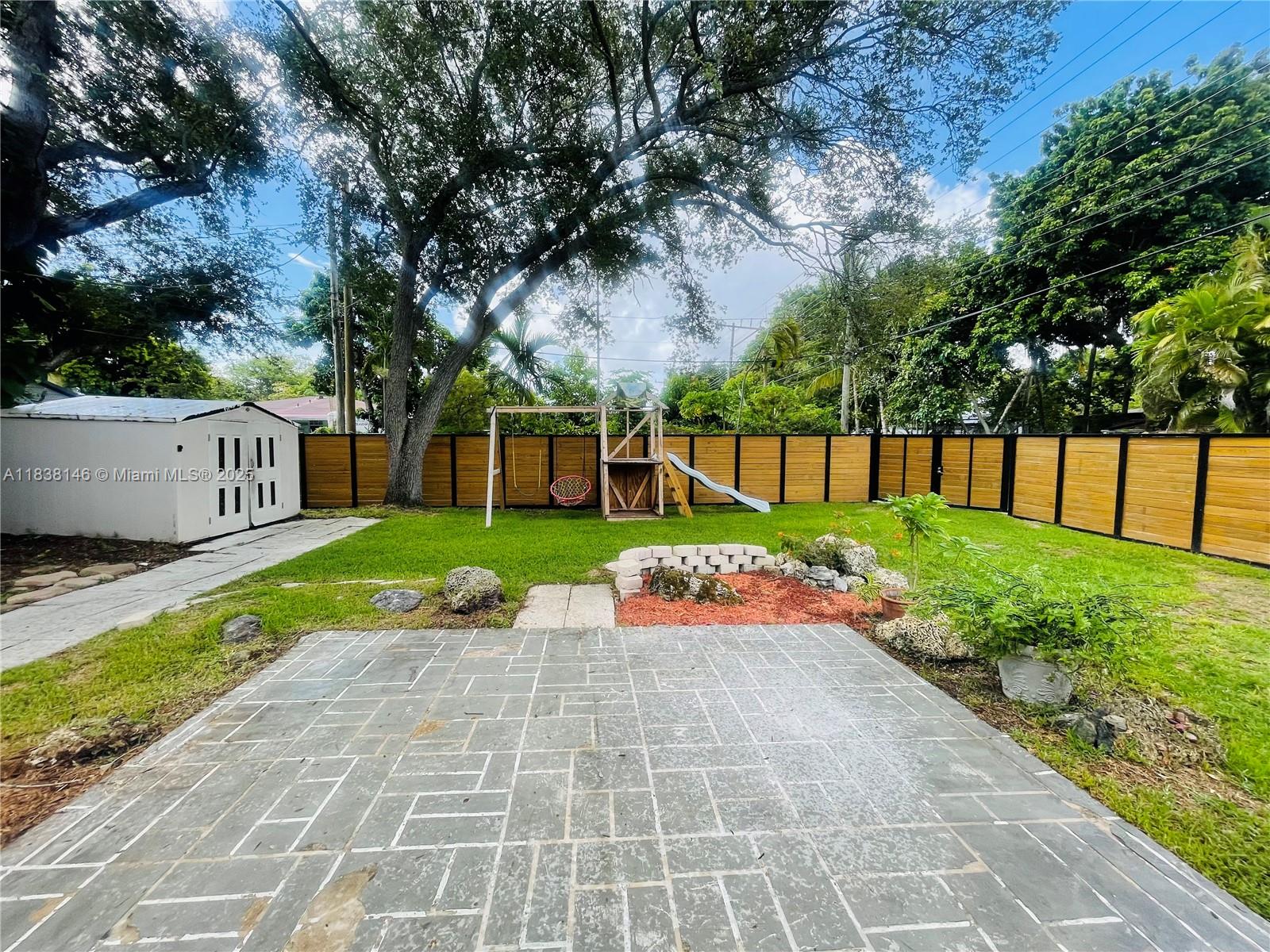 1930 NE 178th St, North Miami Beach, Florida image 34
