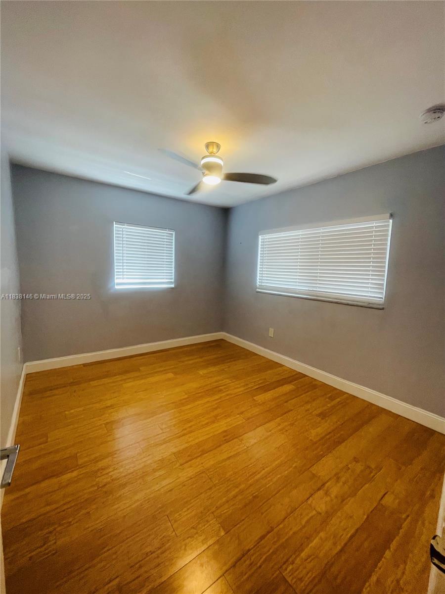 1930 NE 178th St, North Miami Beach, Florida image 36