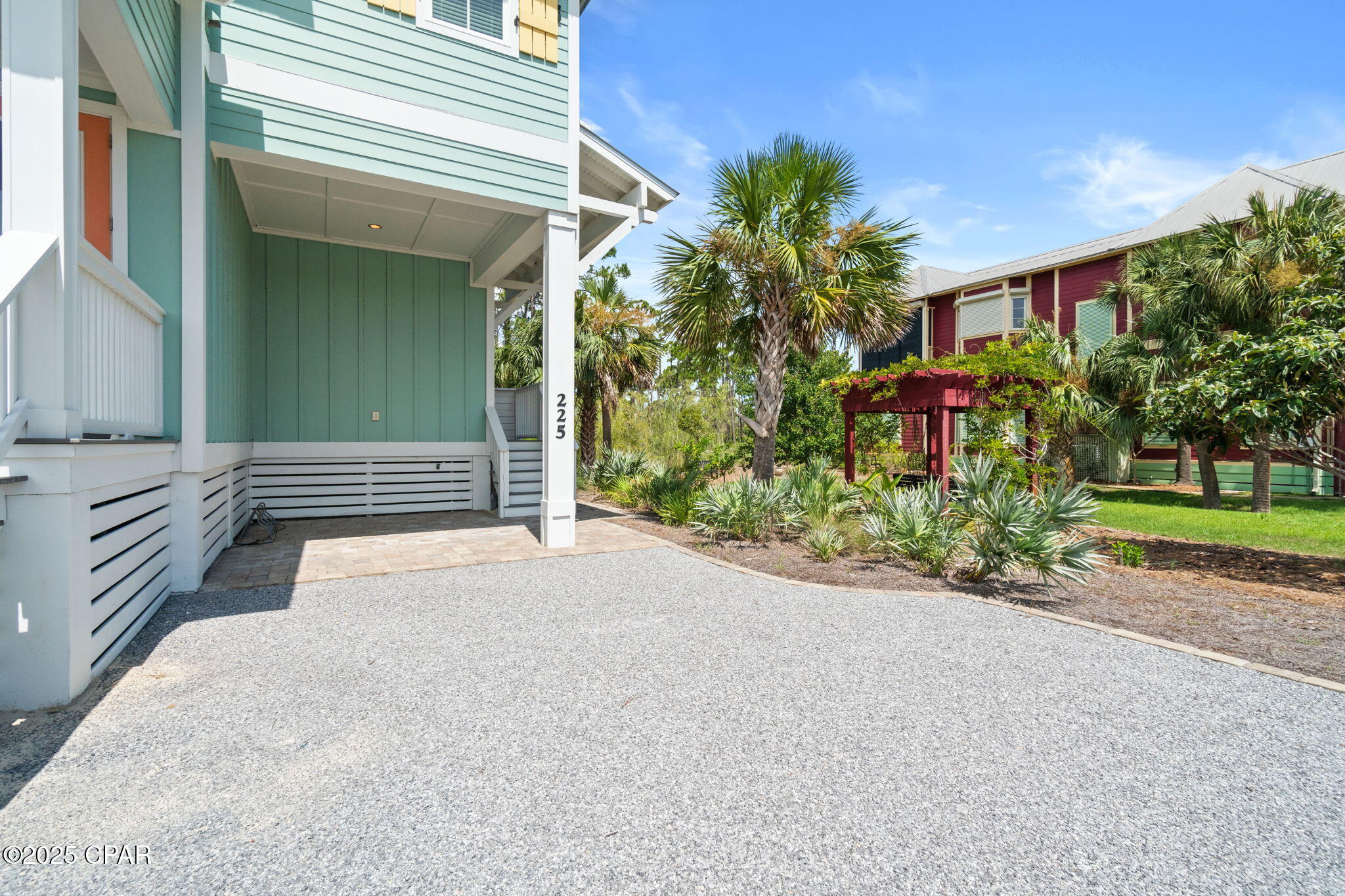 Image 44 For 225 Cord Grass Way