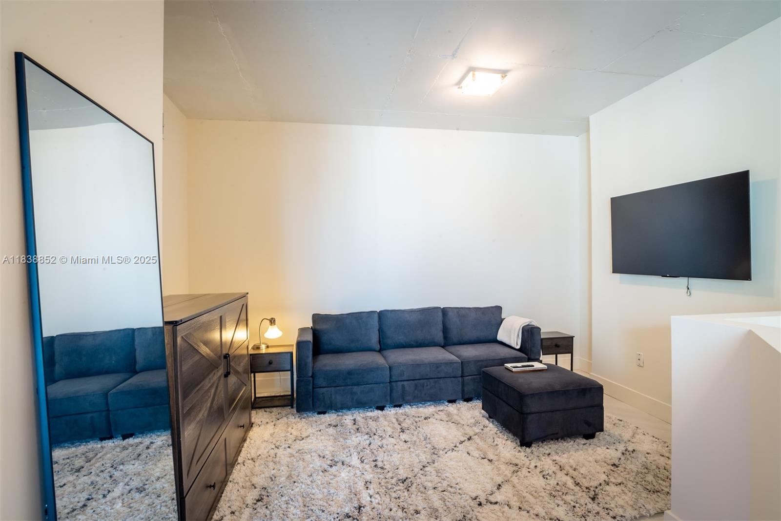 690 SW 1st Ct #2527, Miami FL 33130