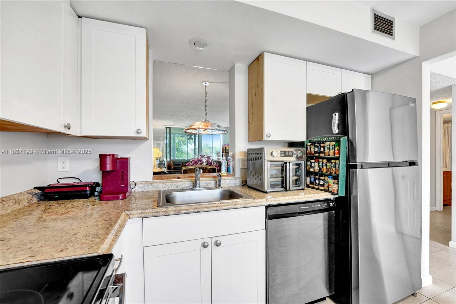 7684 NW 18th St #202, Margate, Florida image 24