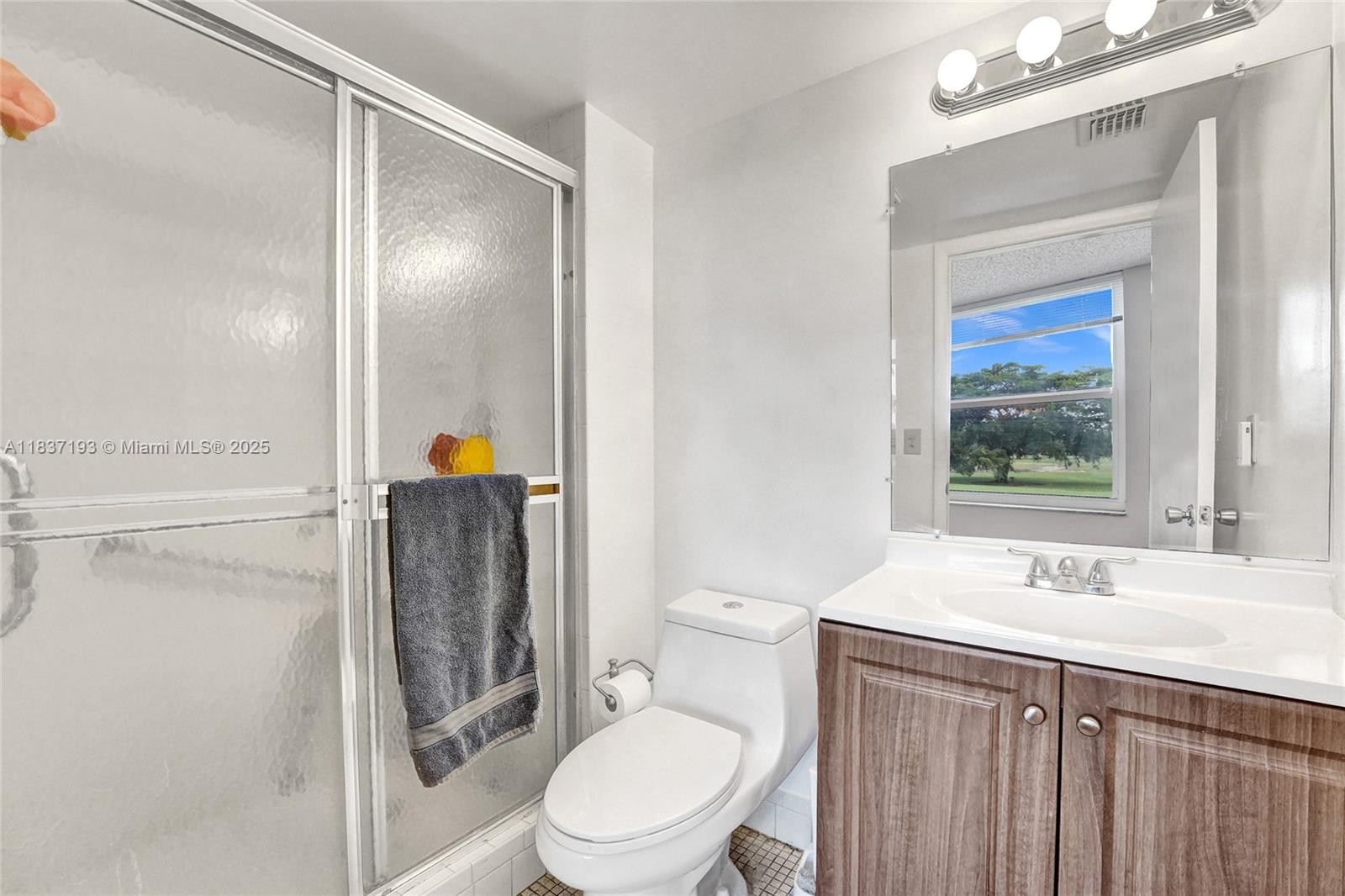 7684 NW 18th St #202, Margate, Florida image 34