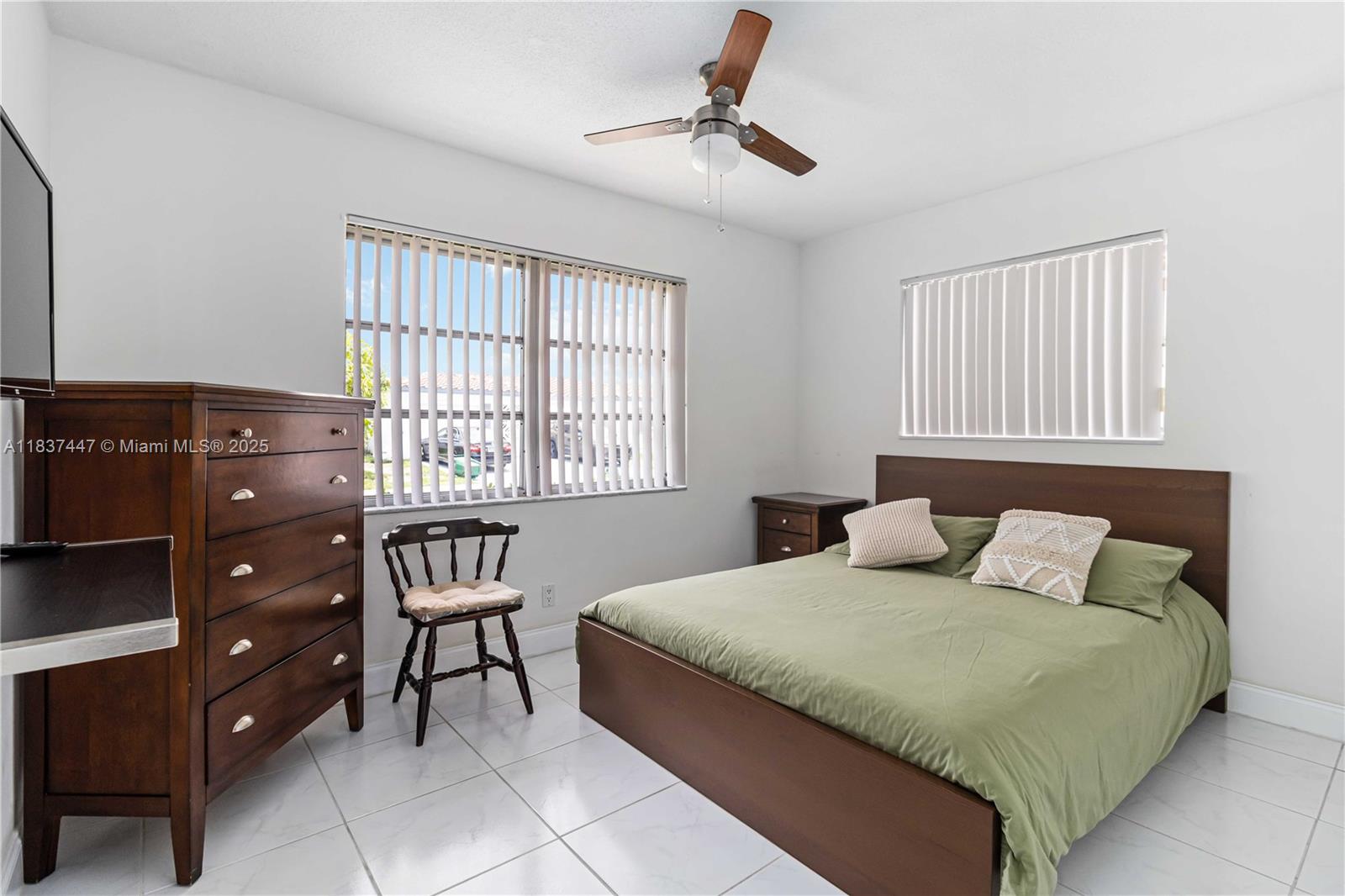 5723 NW 86th Ave, Tamarac, Florida image 24