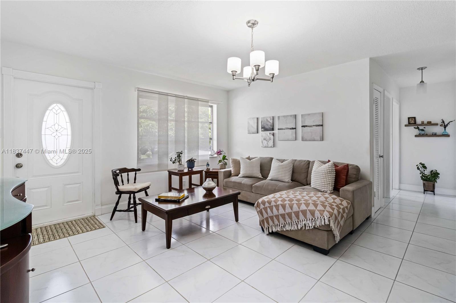 5723 NW 86th Ave, Tamarac, Florida image 5