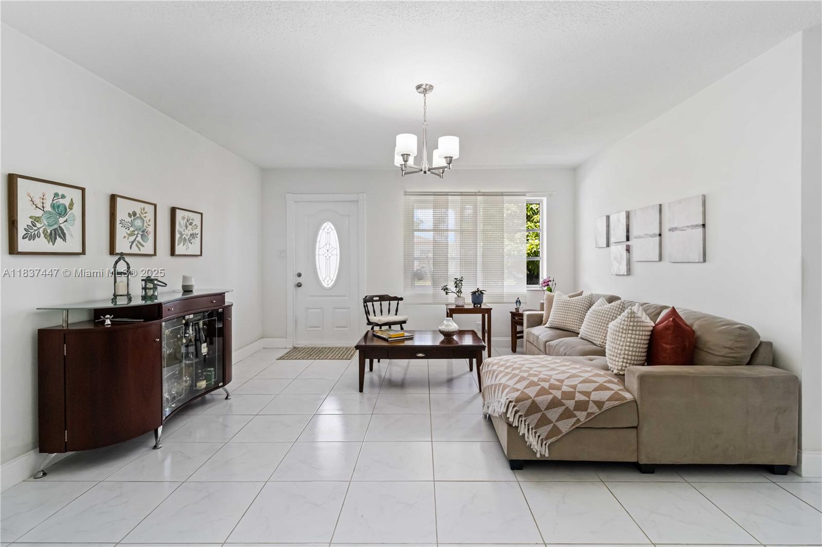 5723 NW 86th Ave, Tamarac, Florida image 7