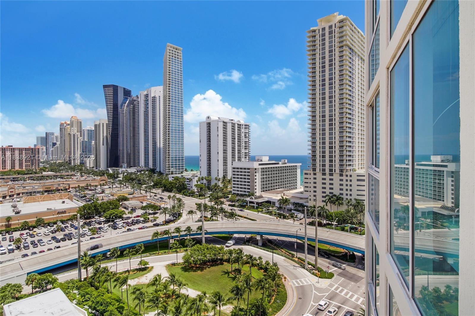 Apartamento para Alugar em Sunny Isles Beach, FL