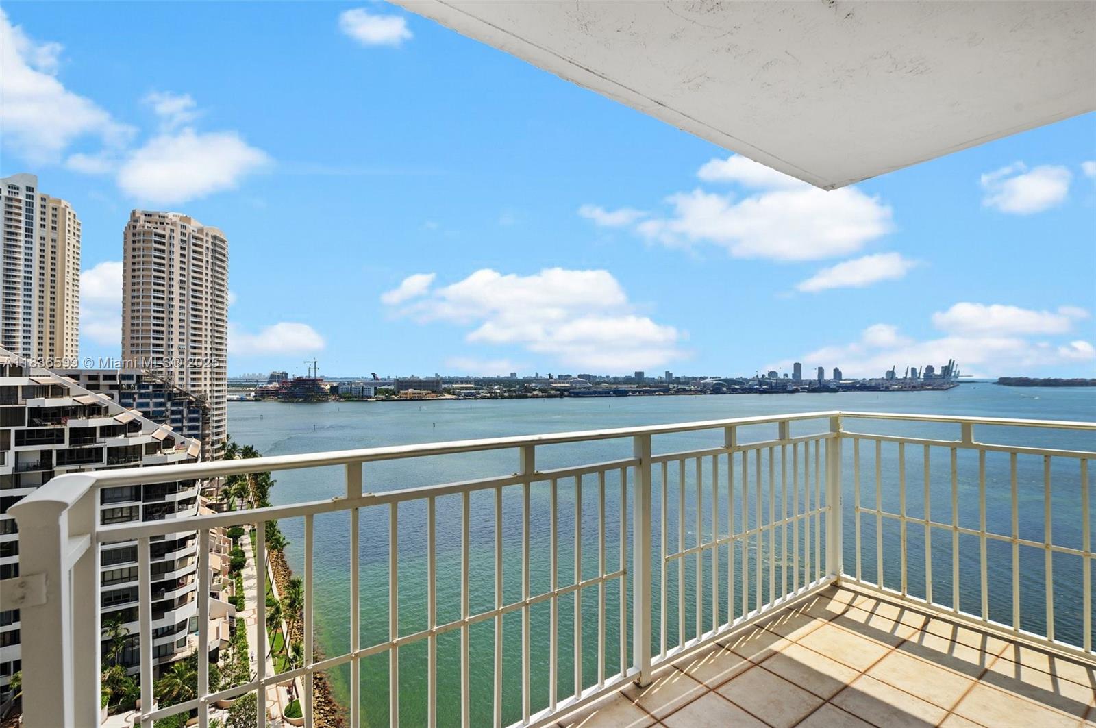 770 Claughton Island Dr #1915, Miami FL 33131