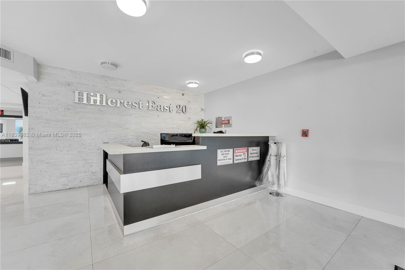 919 Hillcrest Dr #704, Hollywood, Florida image 1