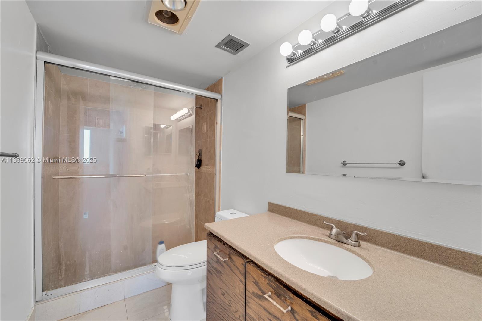 919 Hillcrest Dr #704, Hollywood, Florida image 11