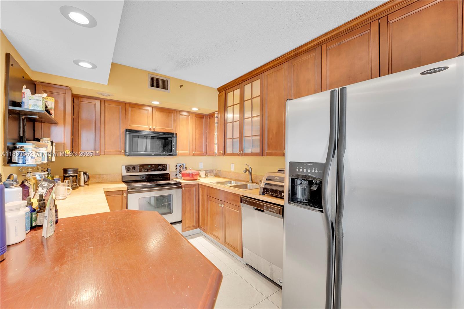 919 Hillcrest Dr #704, Hollywood, Florida image 4