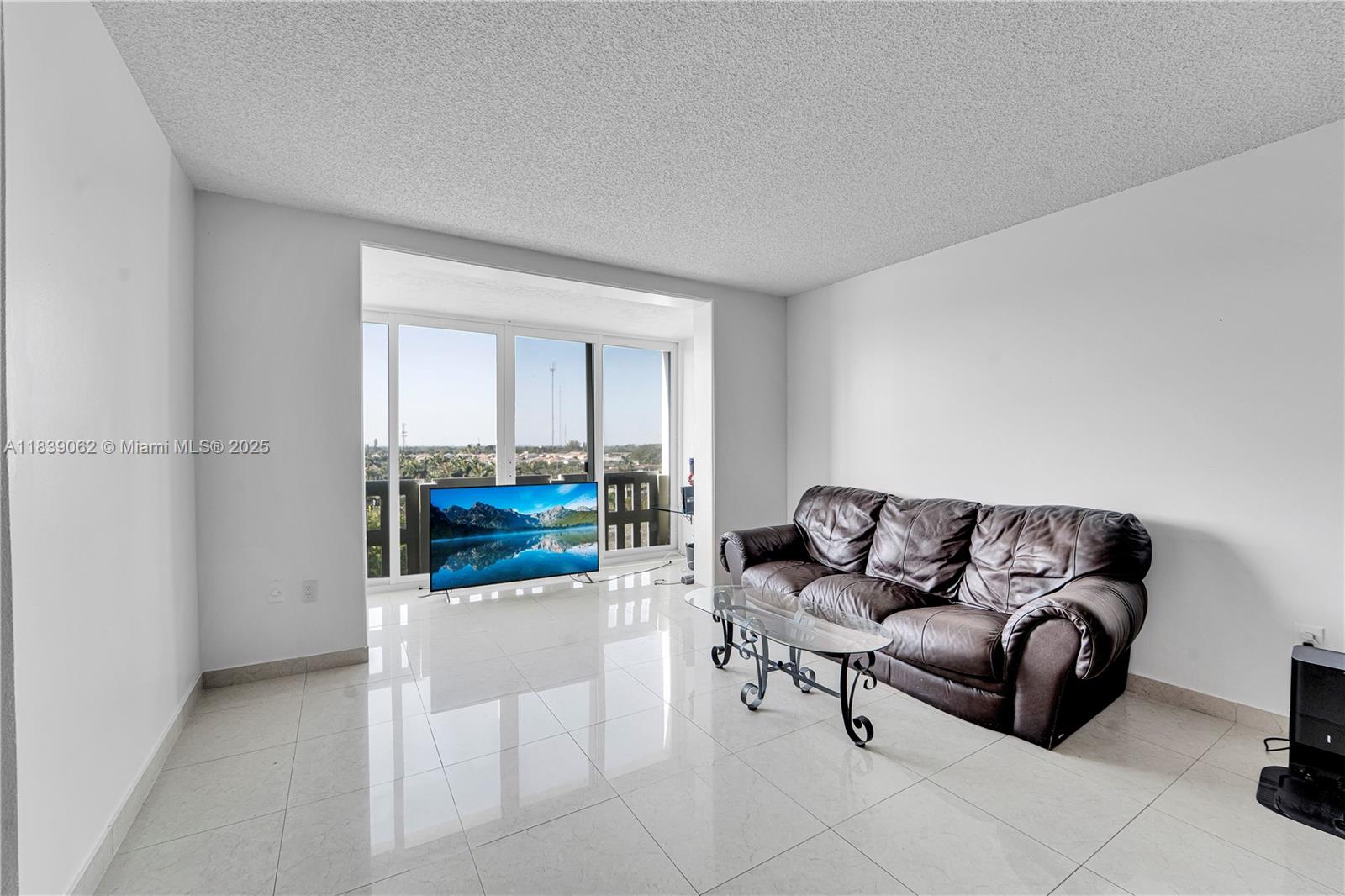 919 Hillcrest Dr #704, Hollywood, Florida image 7