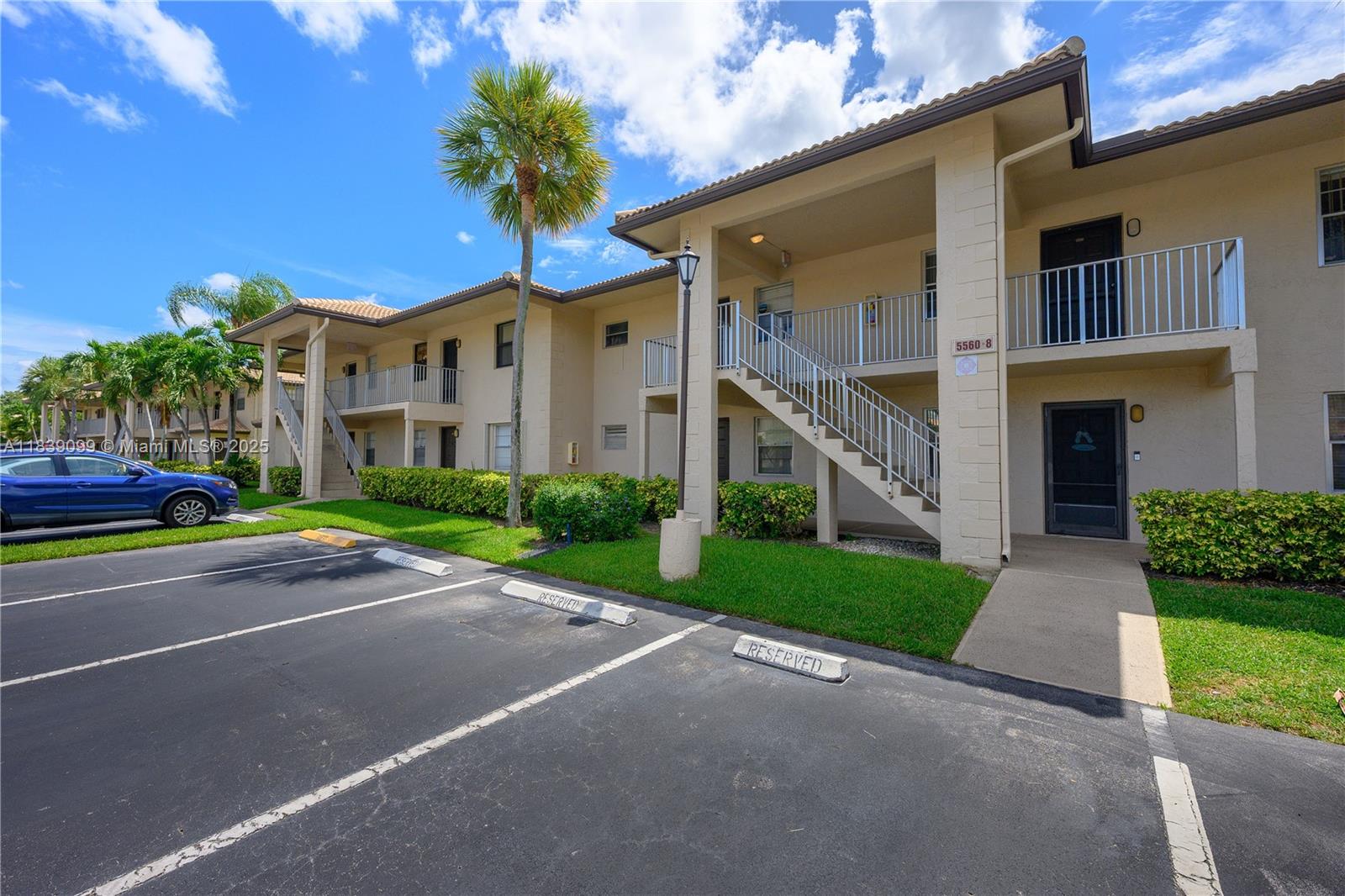 5560 Lakeside Dr #204, Margate, Florida image 1