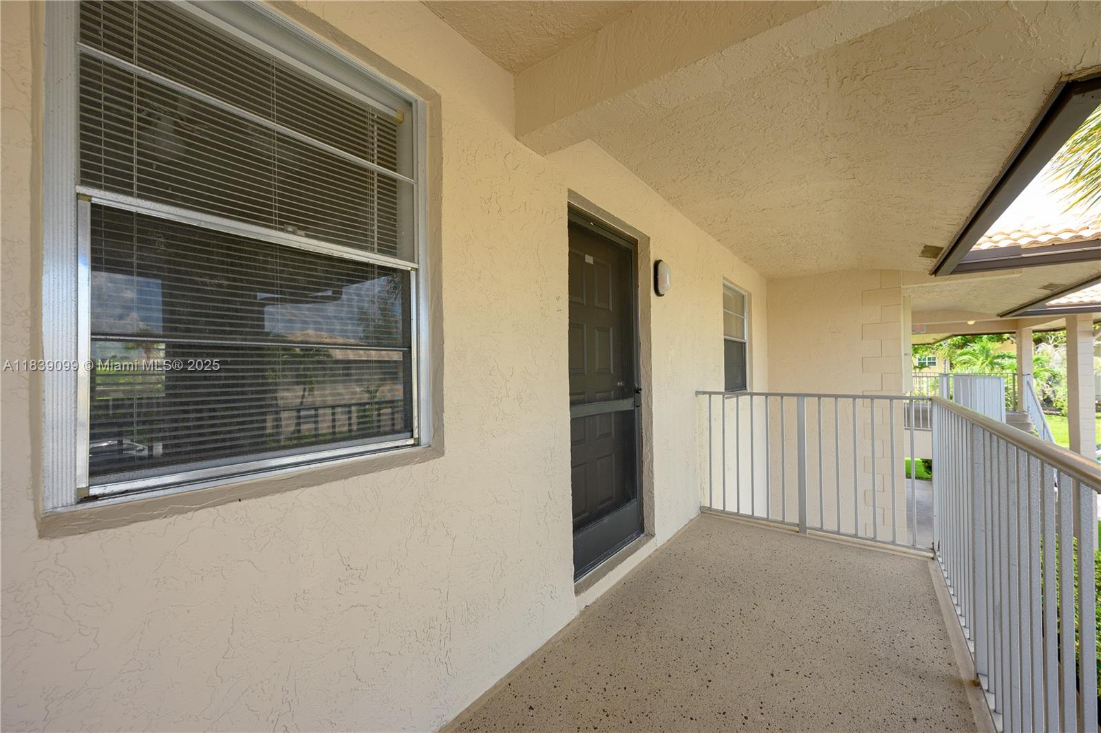 5560 Lakeside Dr #204, Margate, Florida image 2