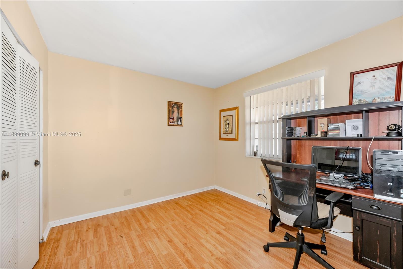 5560 Lakeside Dr #204, Margate, Florida image 9
