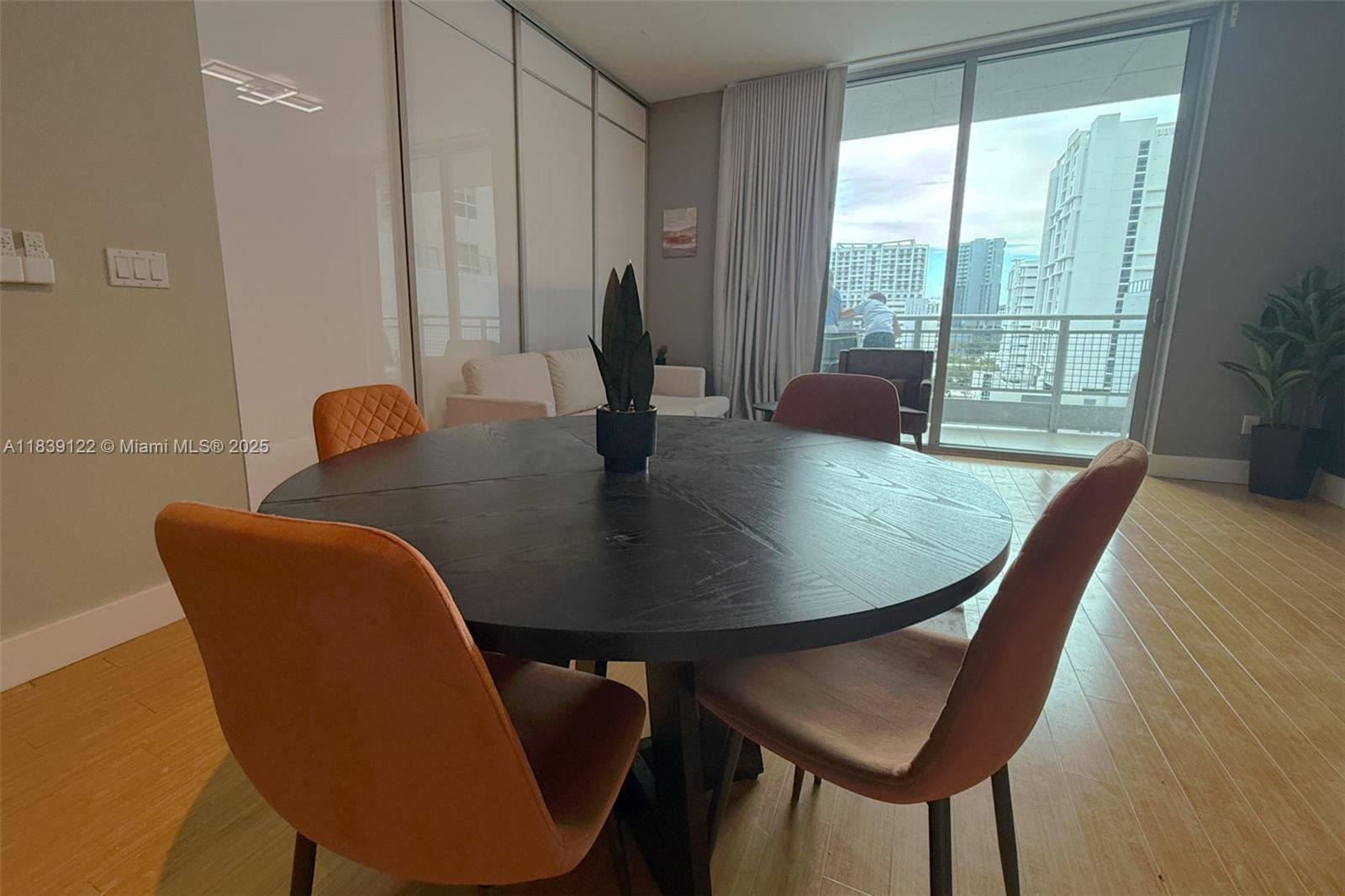 690 SW 1st Ct #1221, Miami FL 33130
