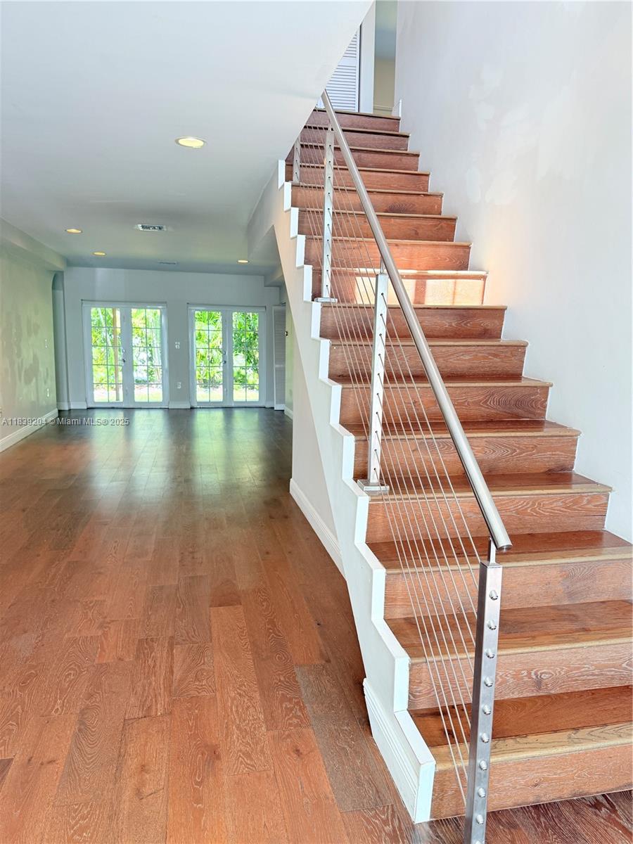 832 Wallace Street, Coral Gables, Florida image 2