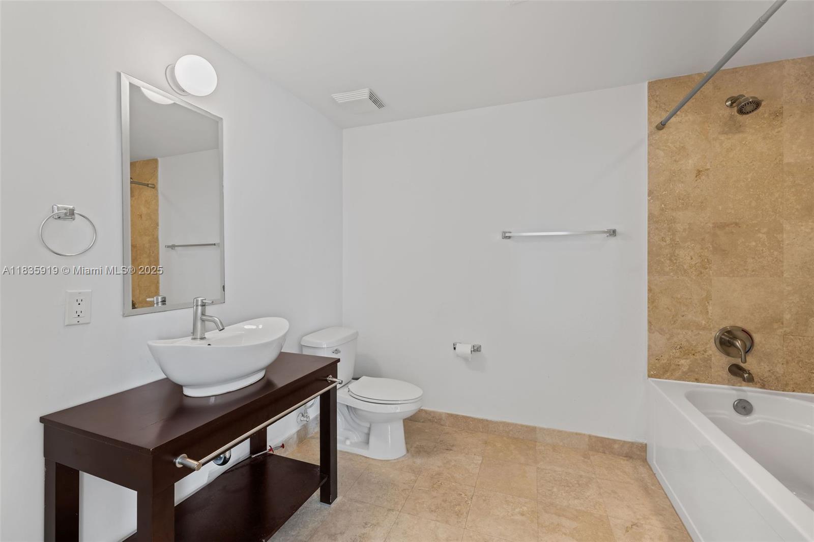 350 S Miami Ave #1804, Miami FL 33130