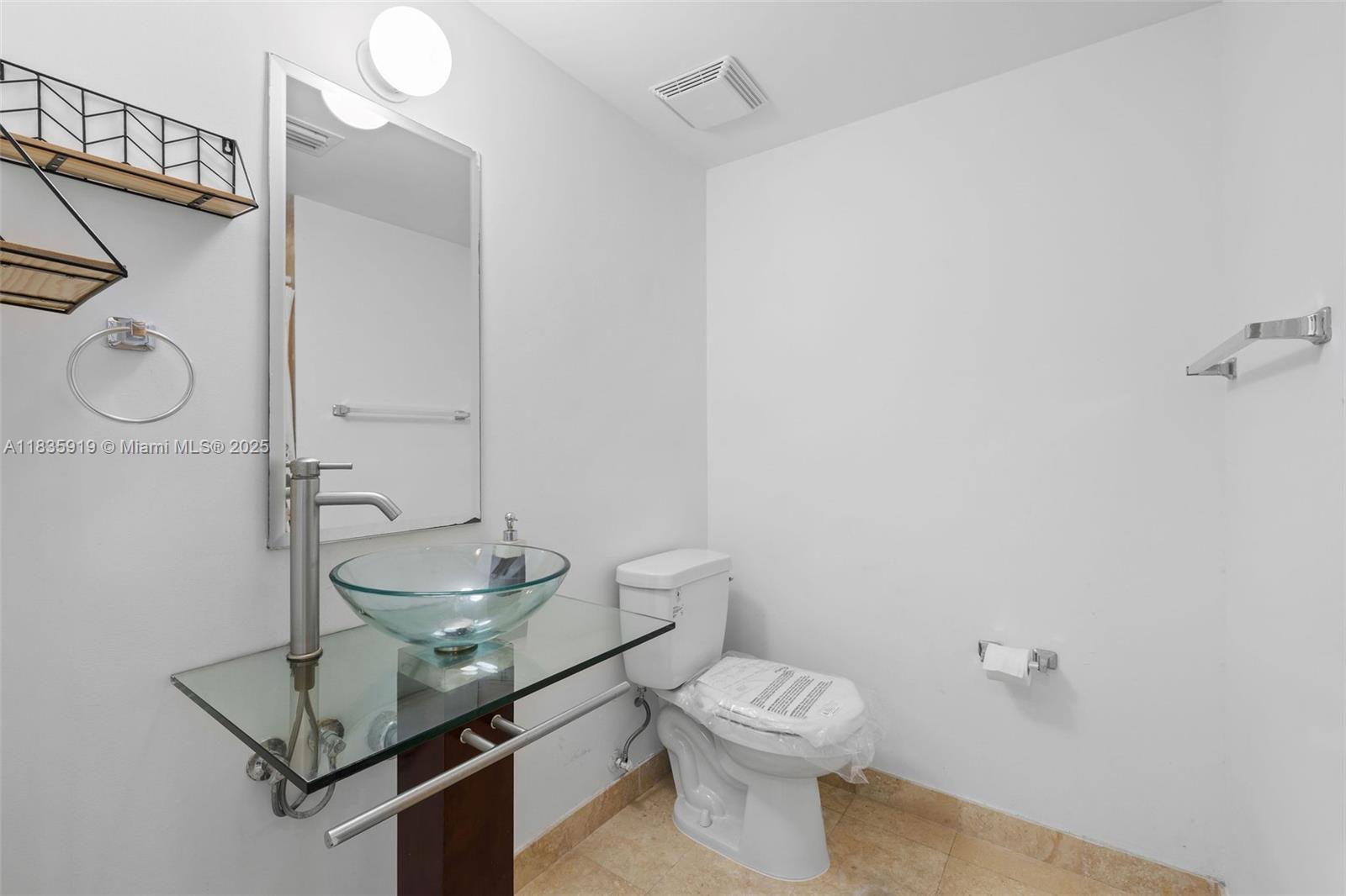 350 S Miami Ave #1804, Miami FL 33130