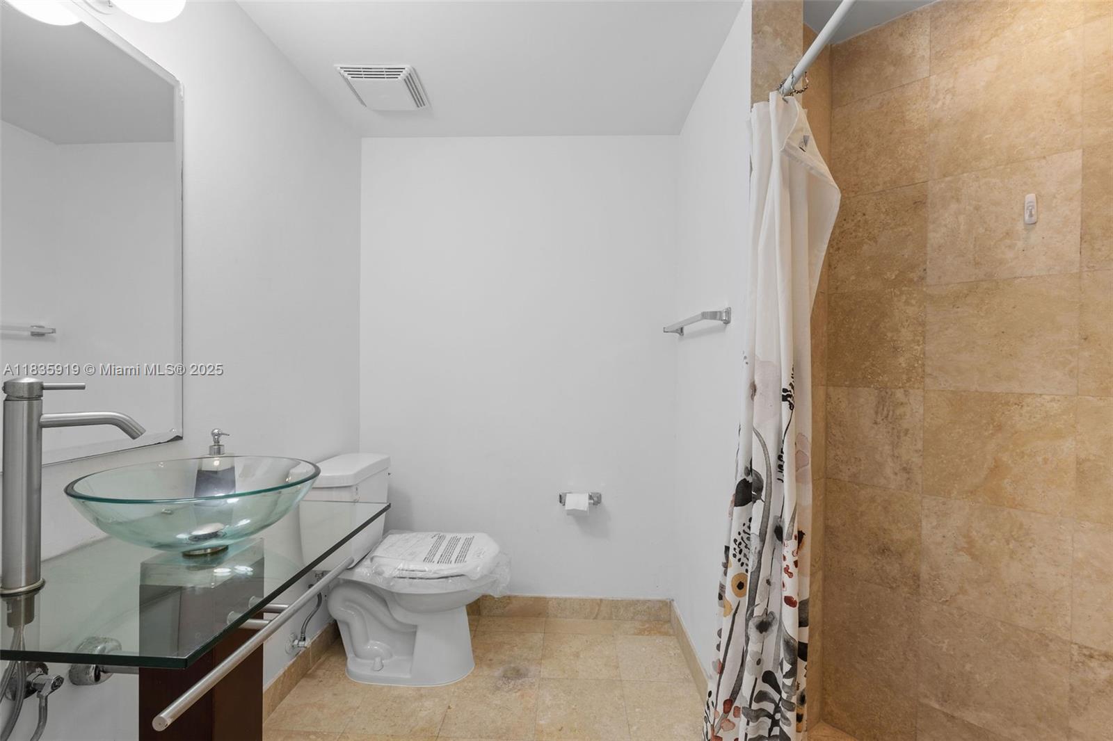 350 S Miami Ave #1804, Miami FL 33130