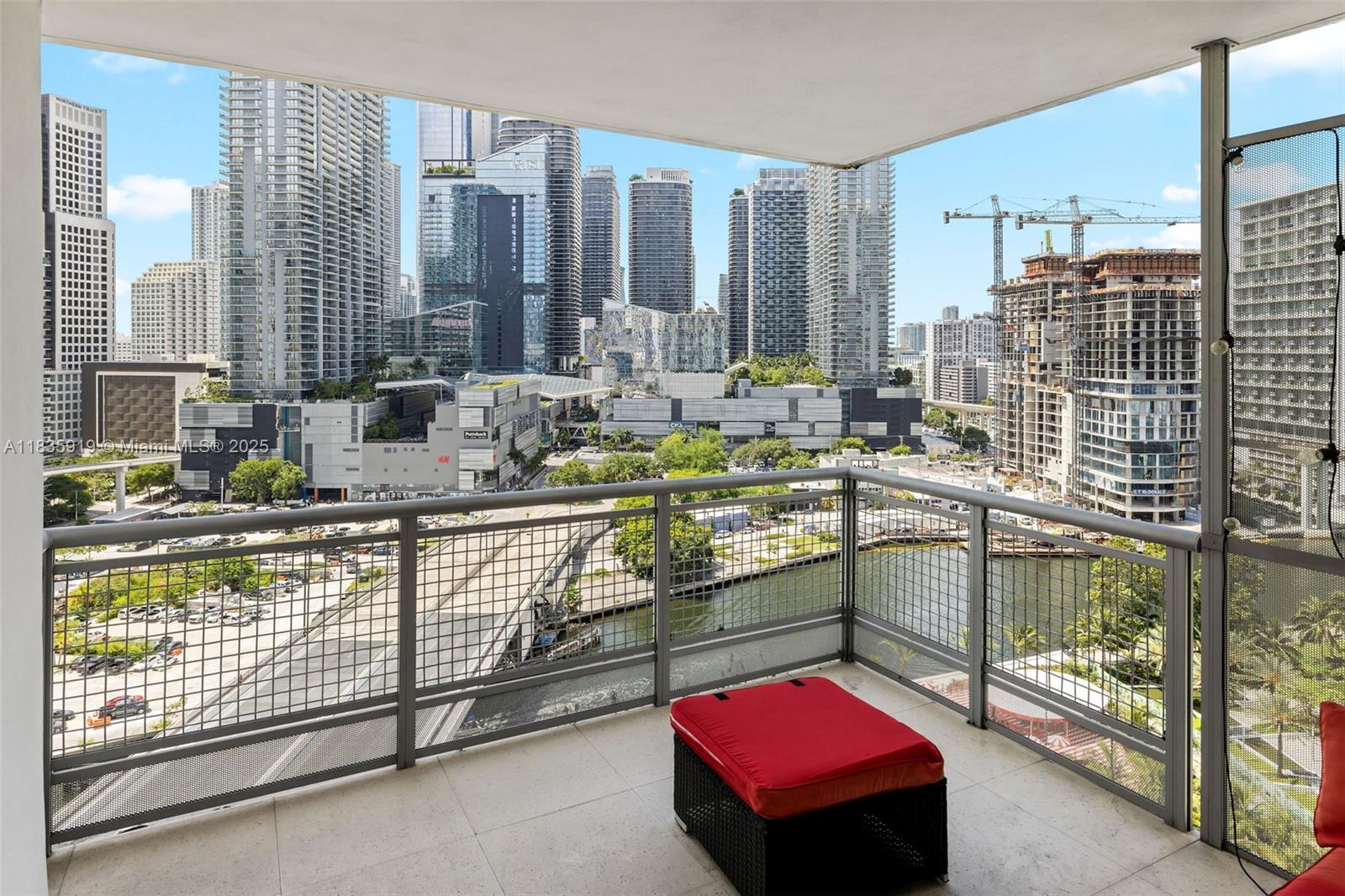 350 S Miami Ave #1804, Miami FL 33130
