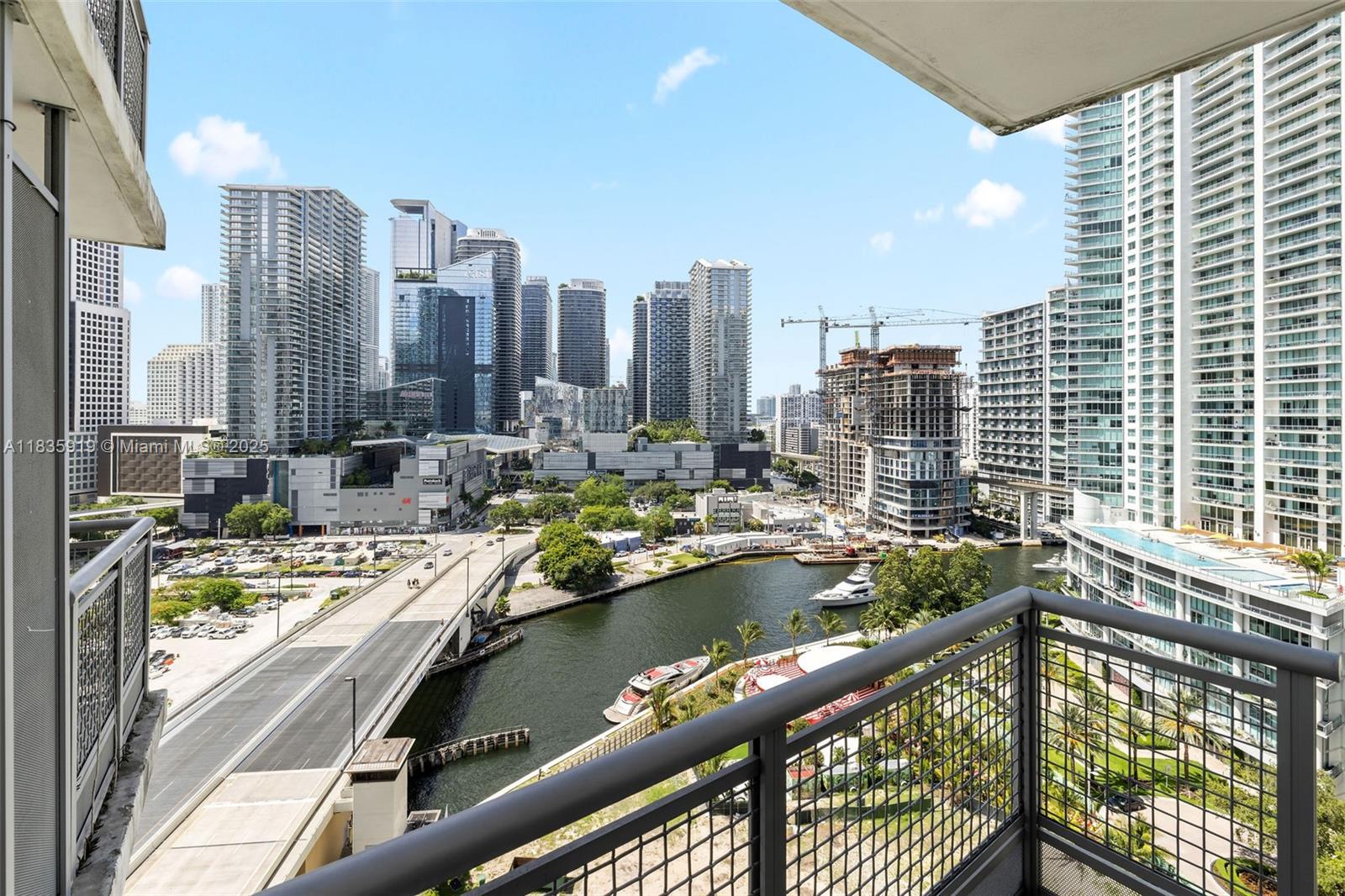 350 S Miami Ave #1804, Miami FL 33130