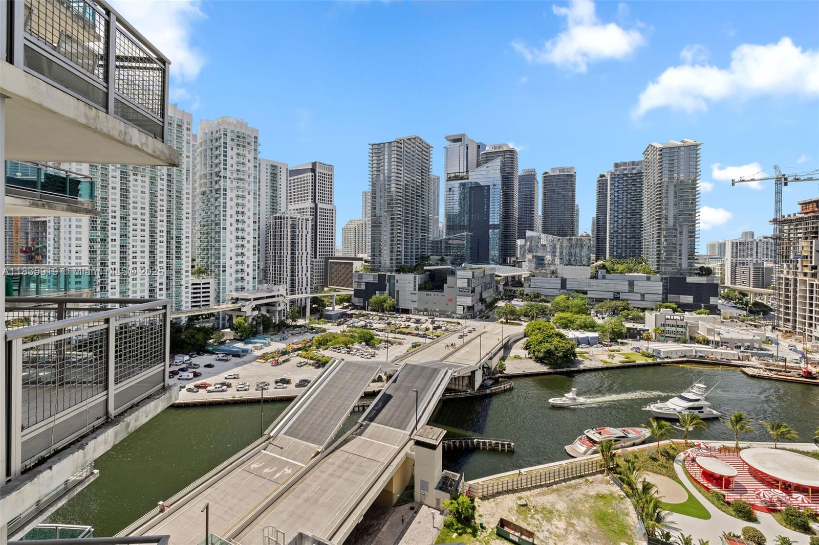 350 S Miami Ave #1804, Miami FL 33130
