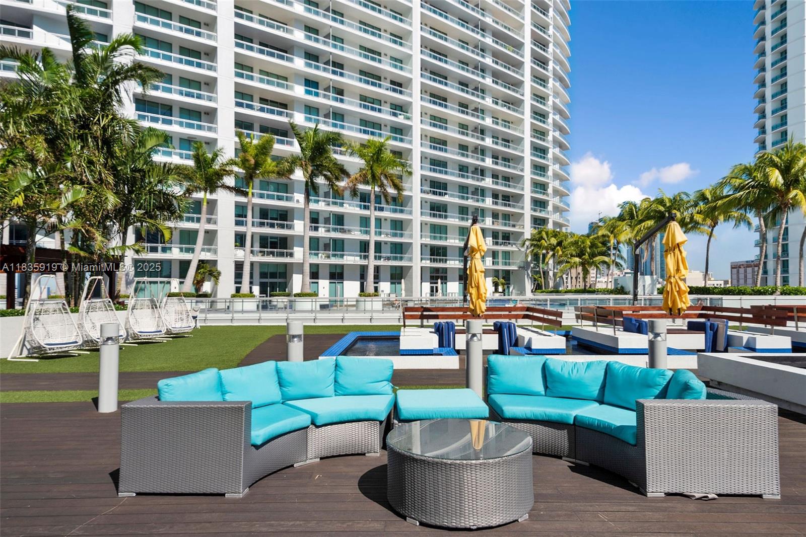 350 S Miami Ave #1804, Miami FL 33130