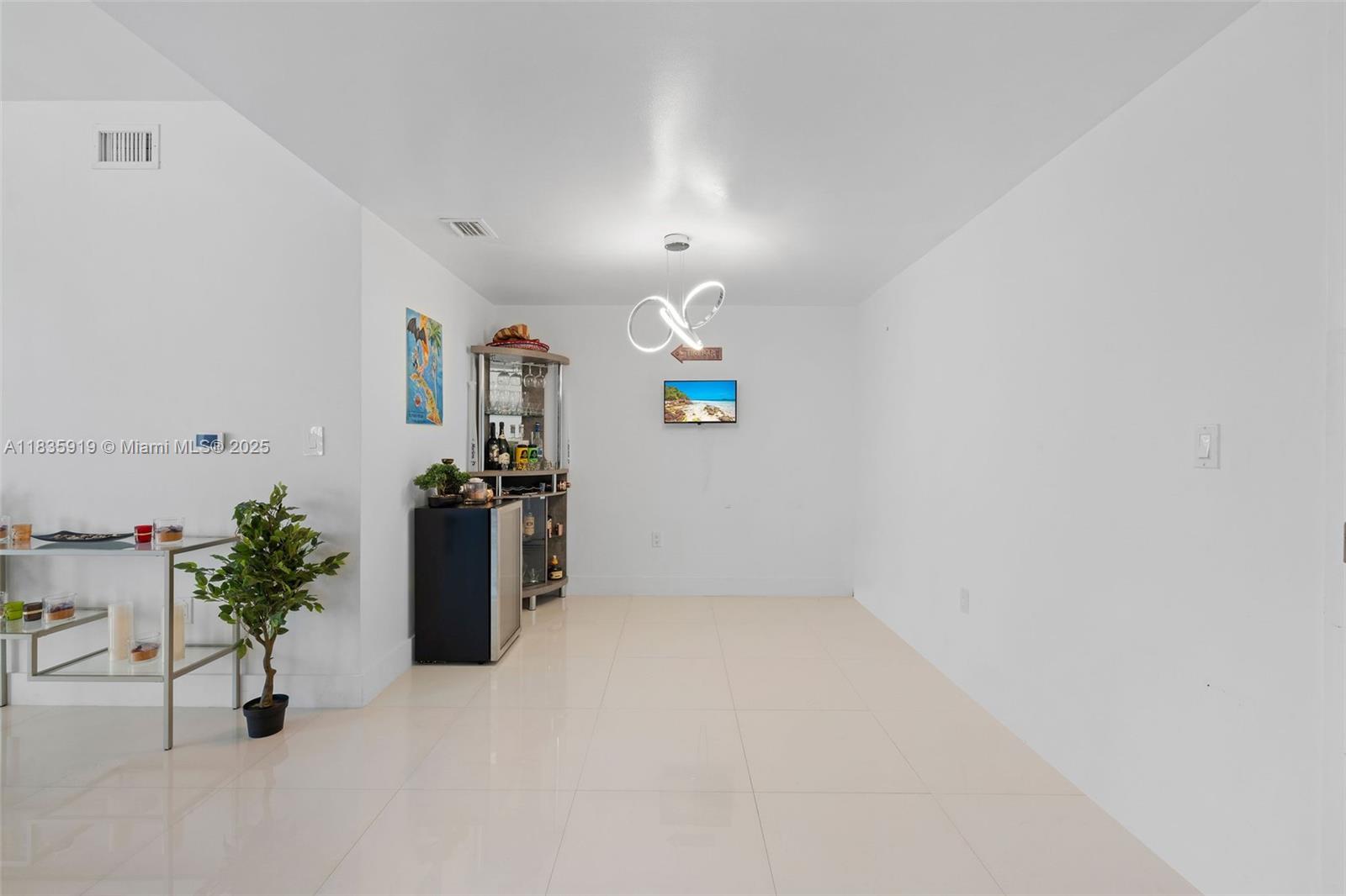 350 S Miami Ave #1804, Miami FL 33130