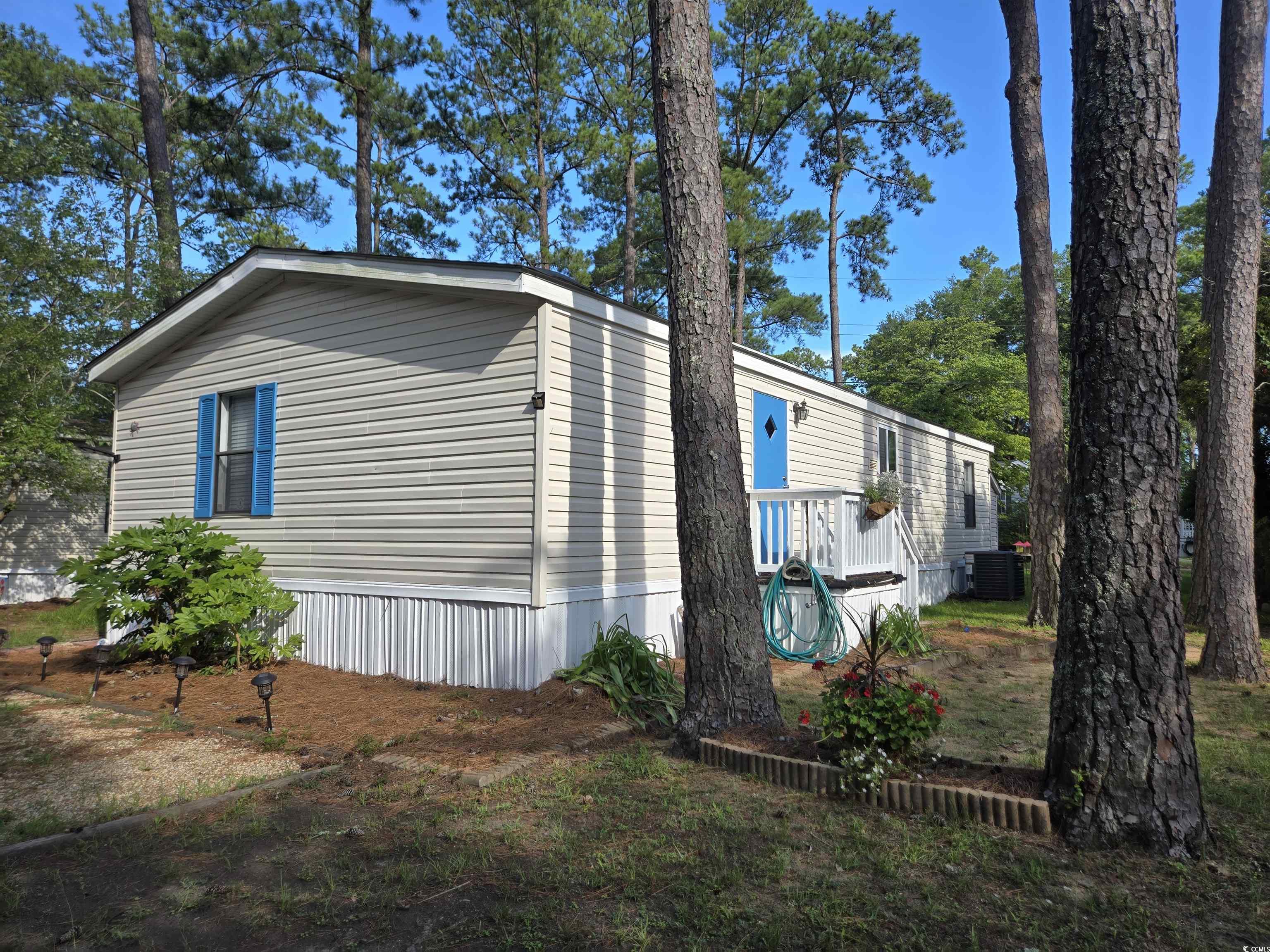 443 East Bank Dr., Garden City Beach, South Carolina image 4