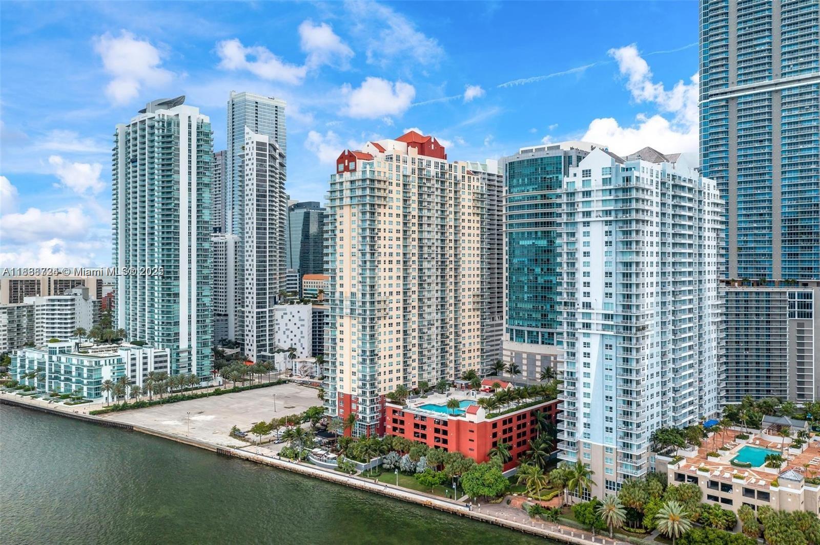 1155 Brickell Bay Dr #2508, Miami FL 33131