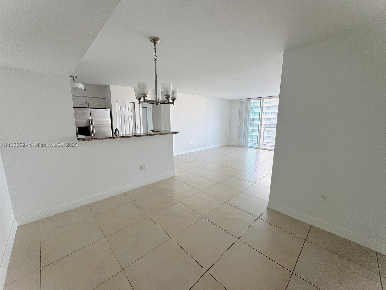 1155 Brickell Bay Dr #2508, Miami FL 33131