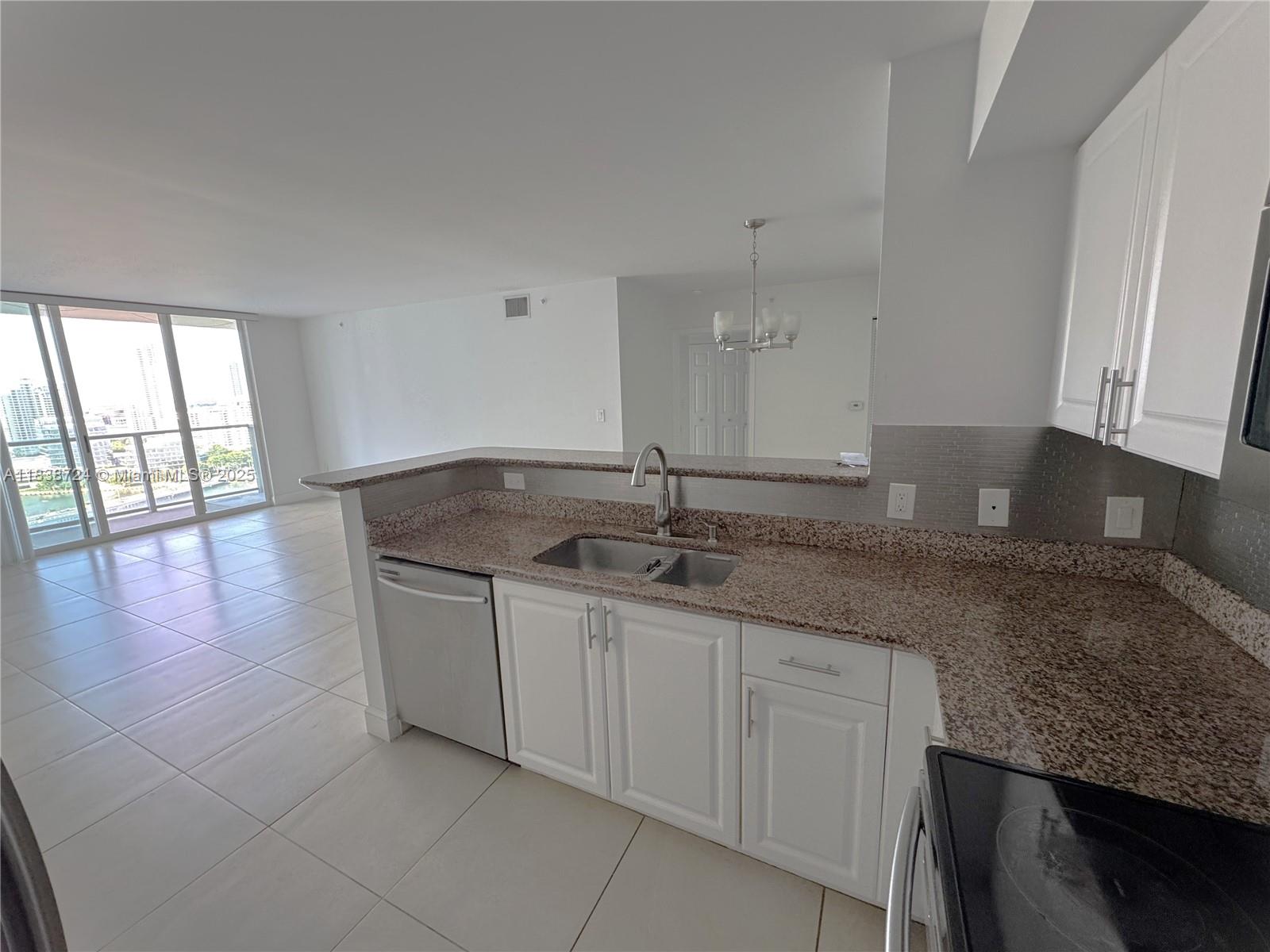 1155 Brickell Bay Dr #2508, Miami FL 33131