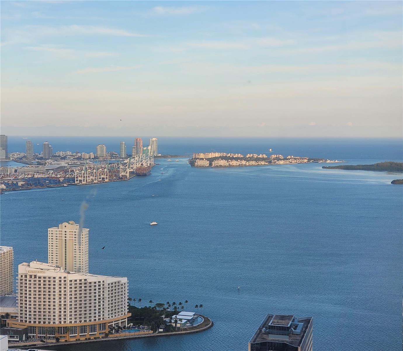 1000 Brickell Plz #4314, Miami FL 33131