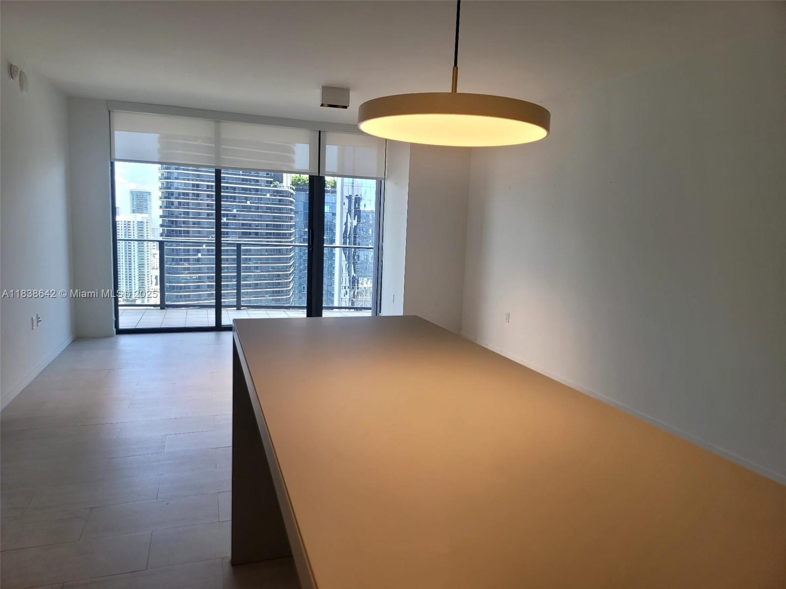 1000 Brickell Plz #4314, Miami FL 33131