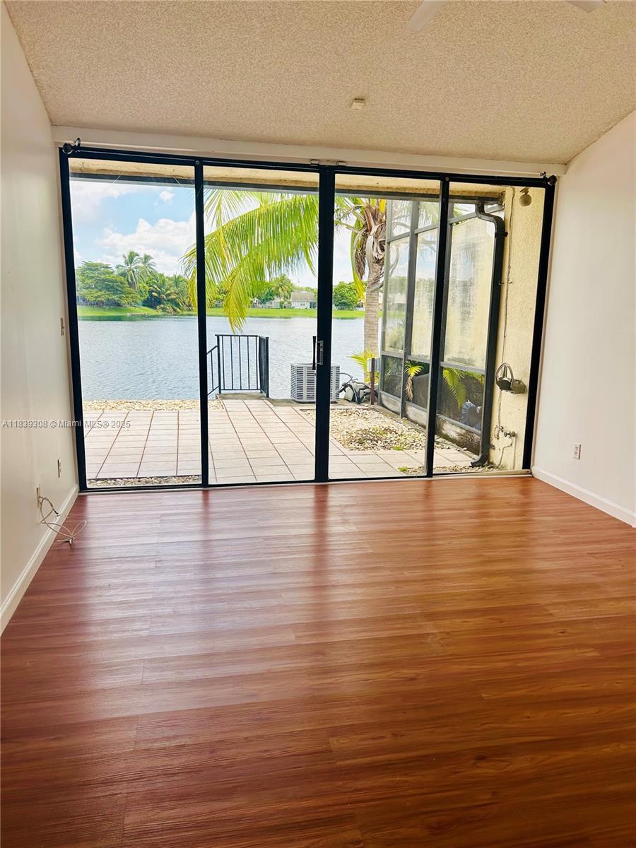 Property photo # 9