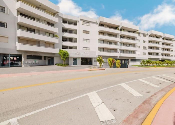 Parkview Plaza Condo